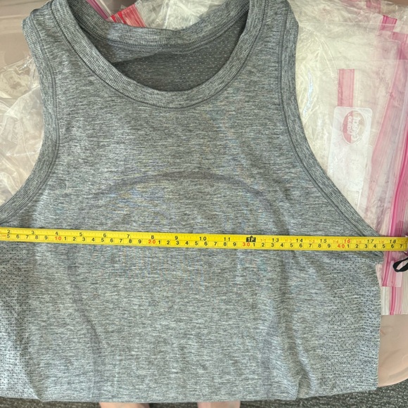 Lululemon Swiftly Breathe Muscle Tank Grey - Picture 4 of 4